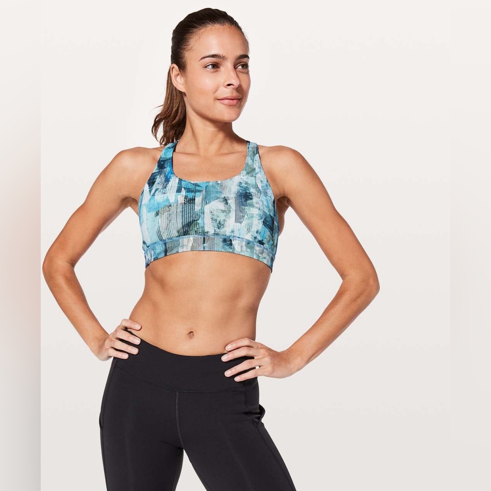 Lululemon Time To Sweat Bra in Sun Dazed Multi Blue Size 6 Sports Bra